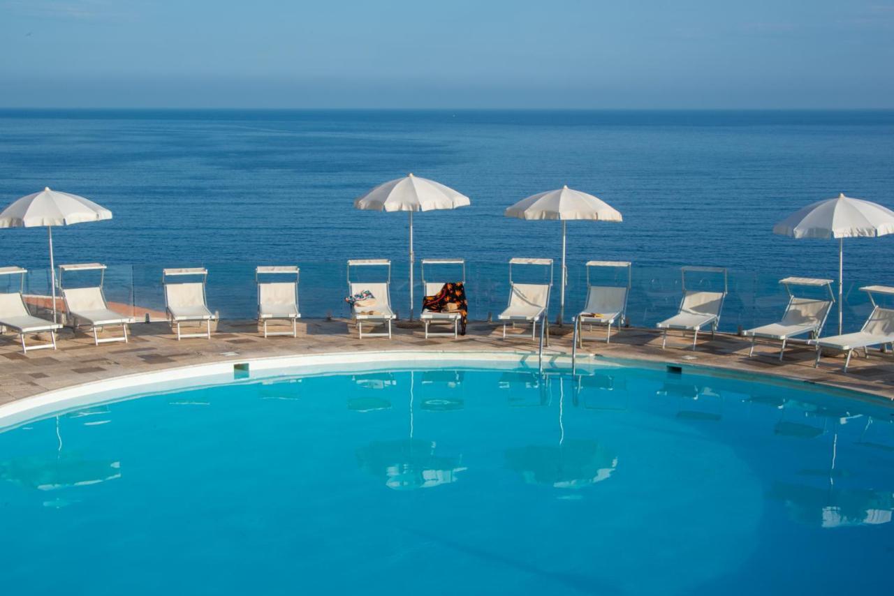 Castelsardo Resort Village Exterior photo